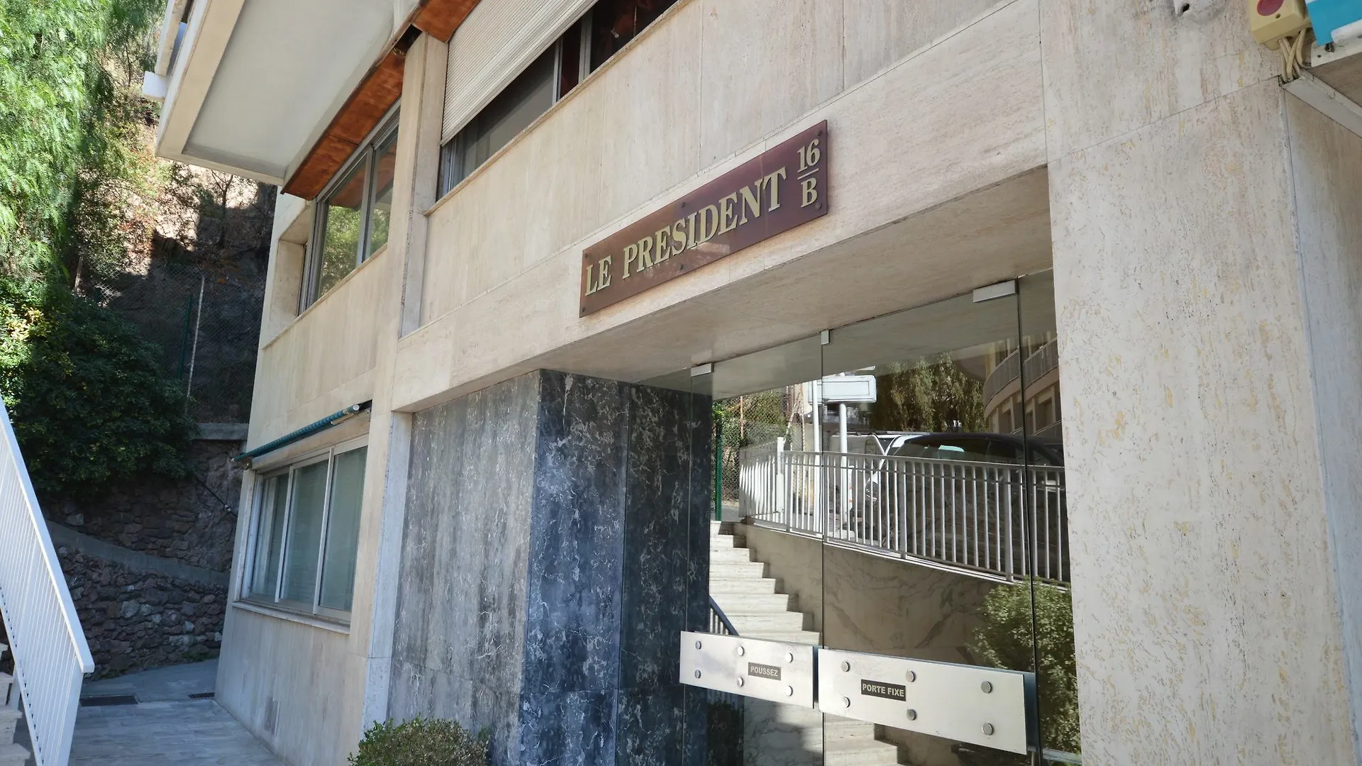 President Luxurious Studio Center Cannes